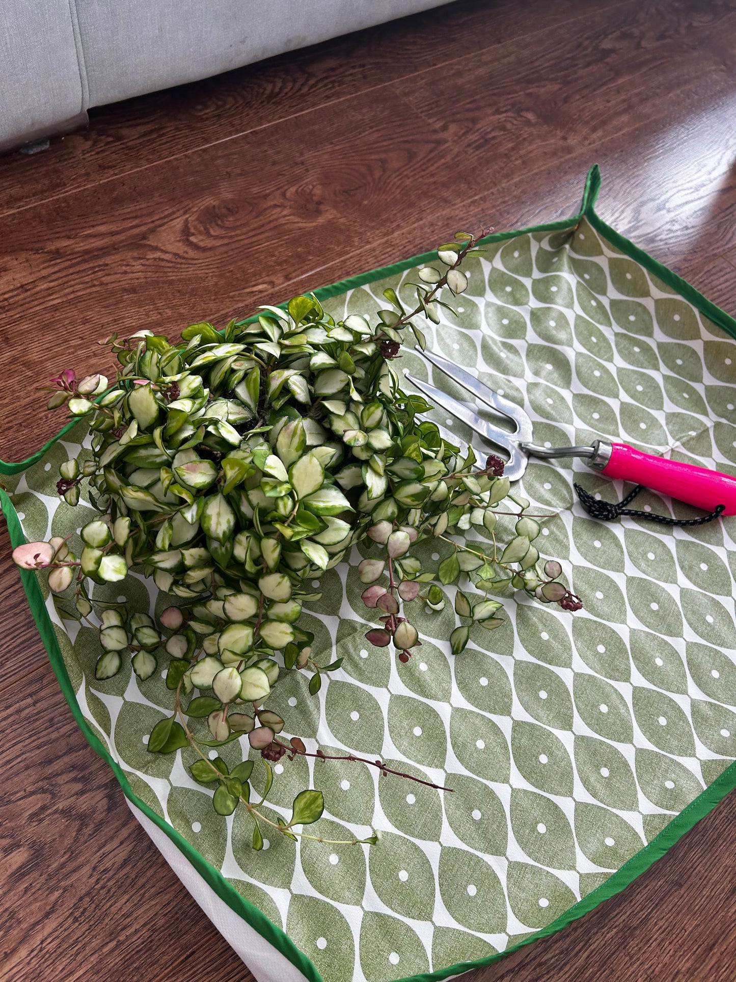 Potting Mats - Various Designs