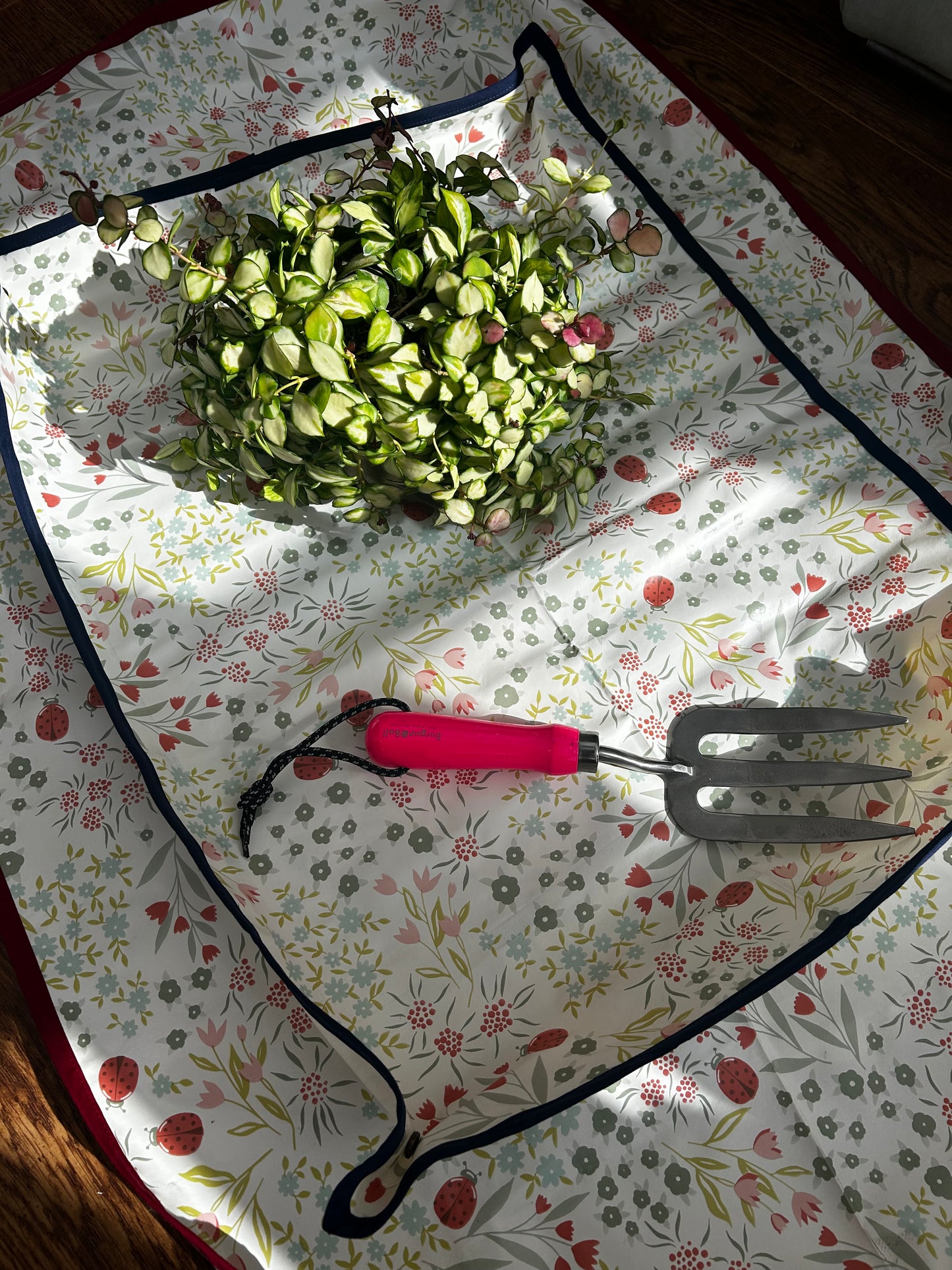 Potting Mats - Various Designs