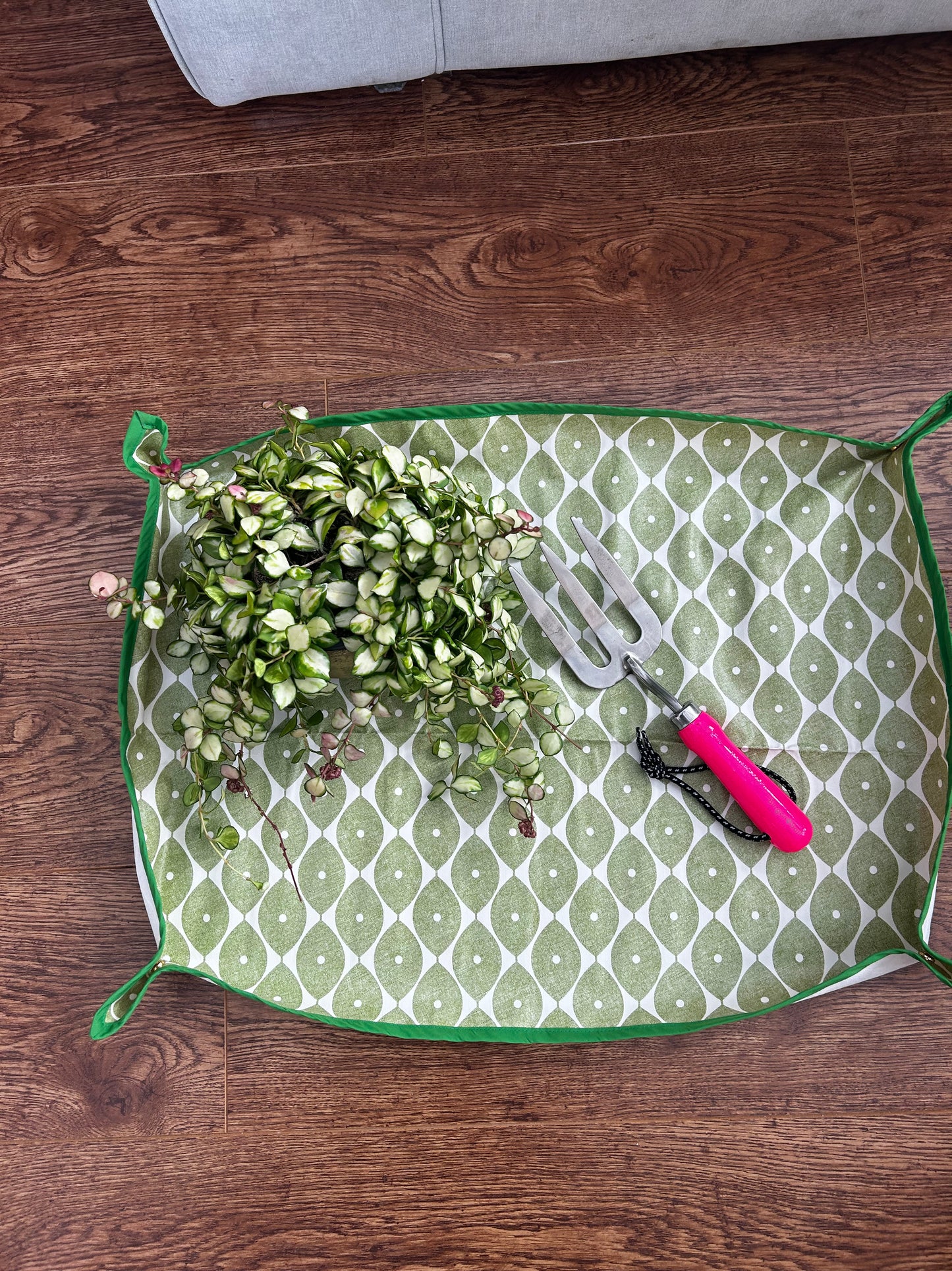 Potting Mats - Various Designs