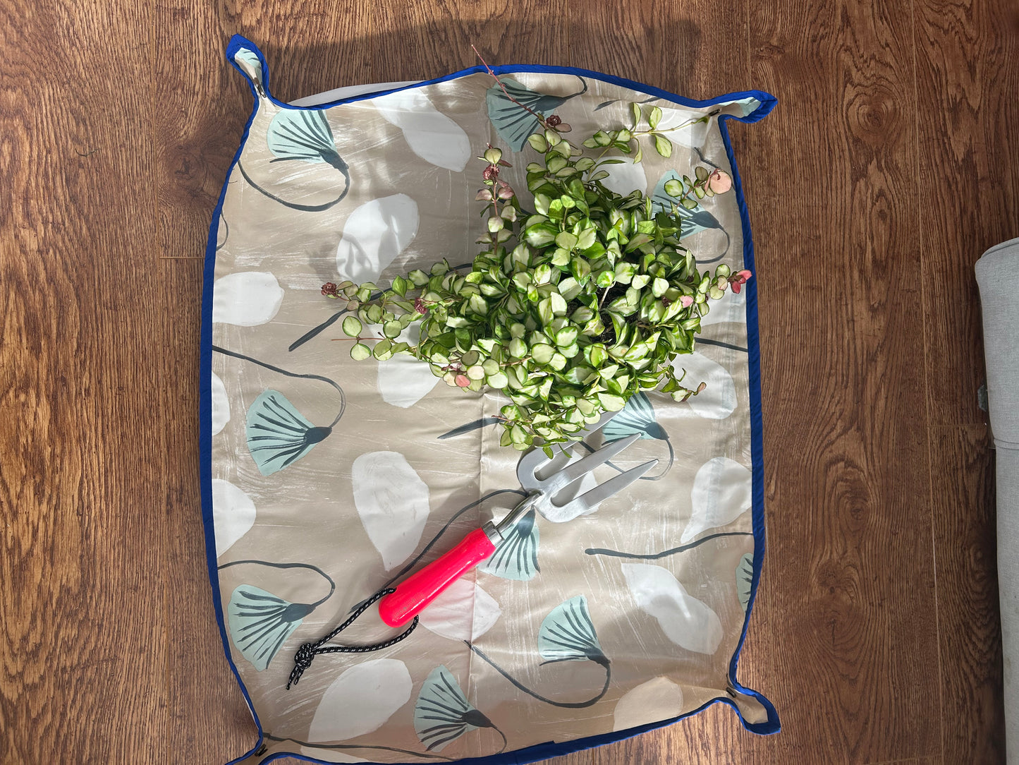 Potting Mats - Various Designs