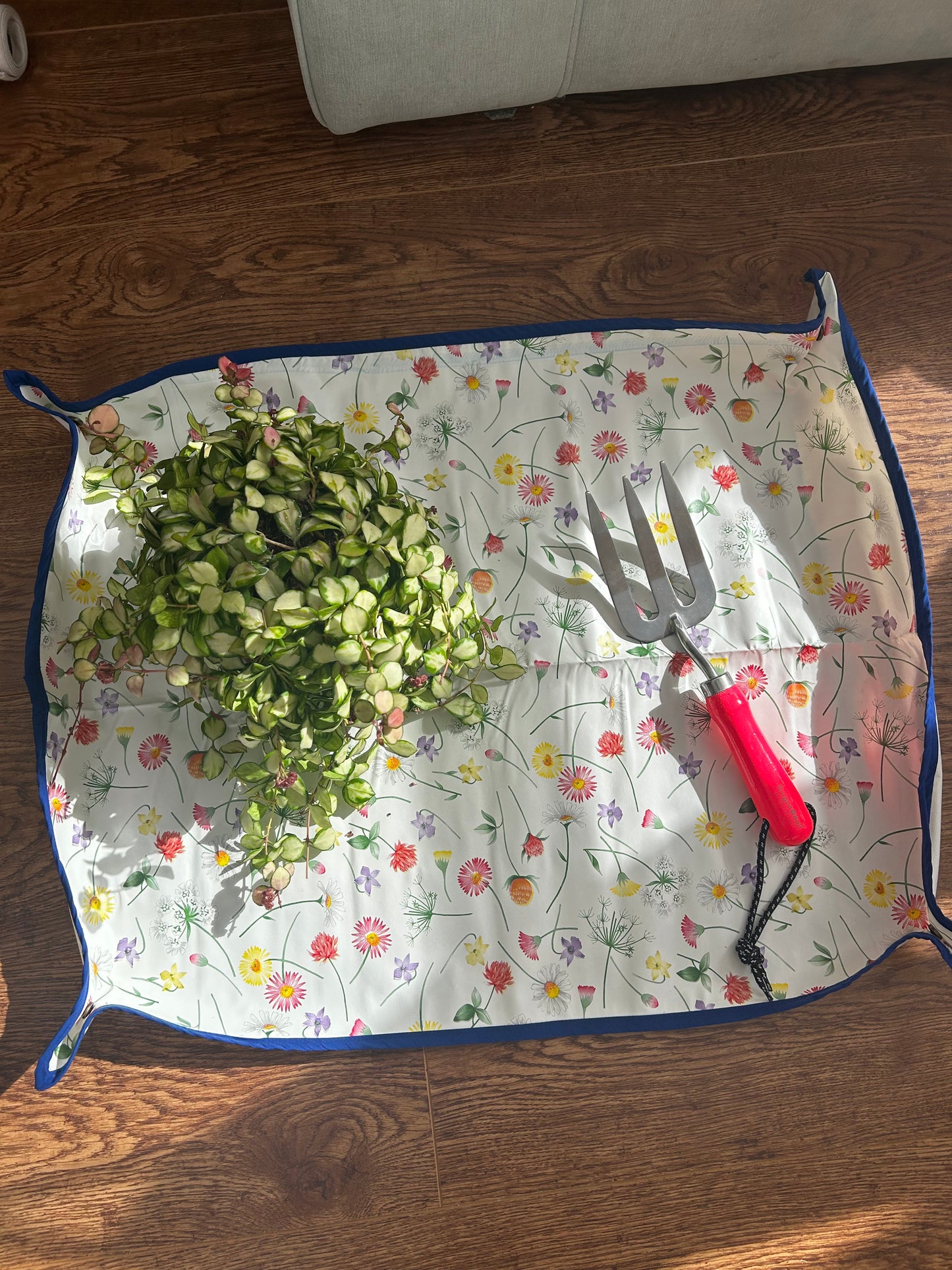 Potting Mats - Various Designs