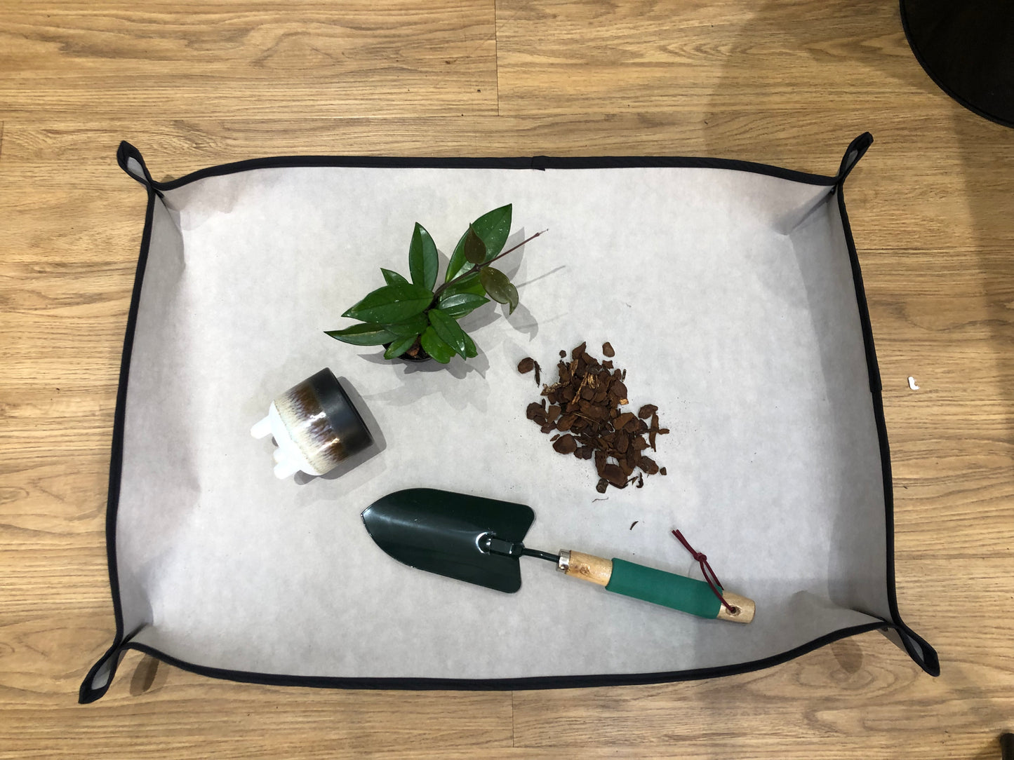 Buy Online Premium Quality and Beautiful Vegan Potting Mat - Hotpinkhangers