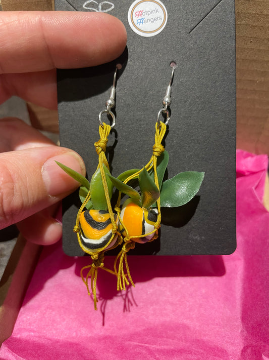 Macrame Hanger Earrings Gold/Swirl