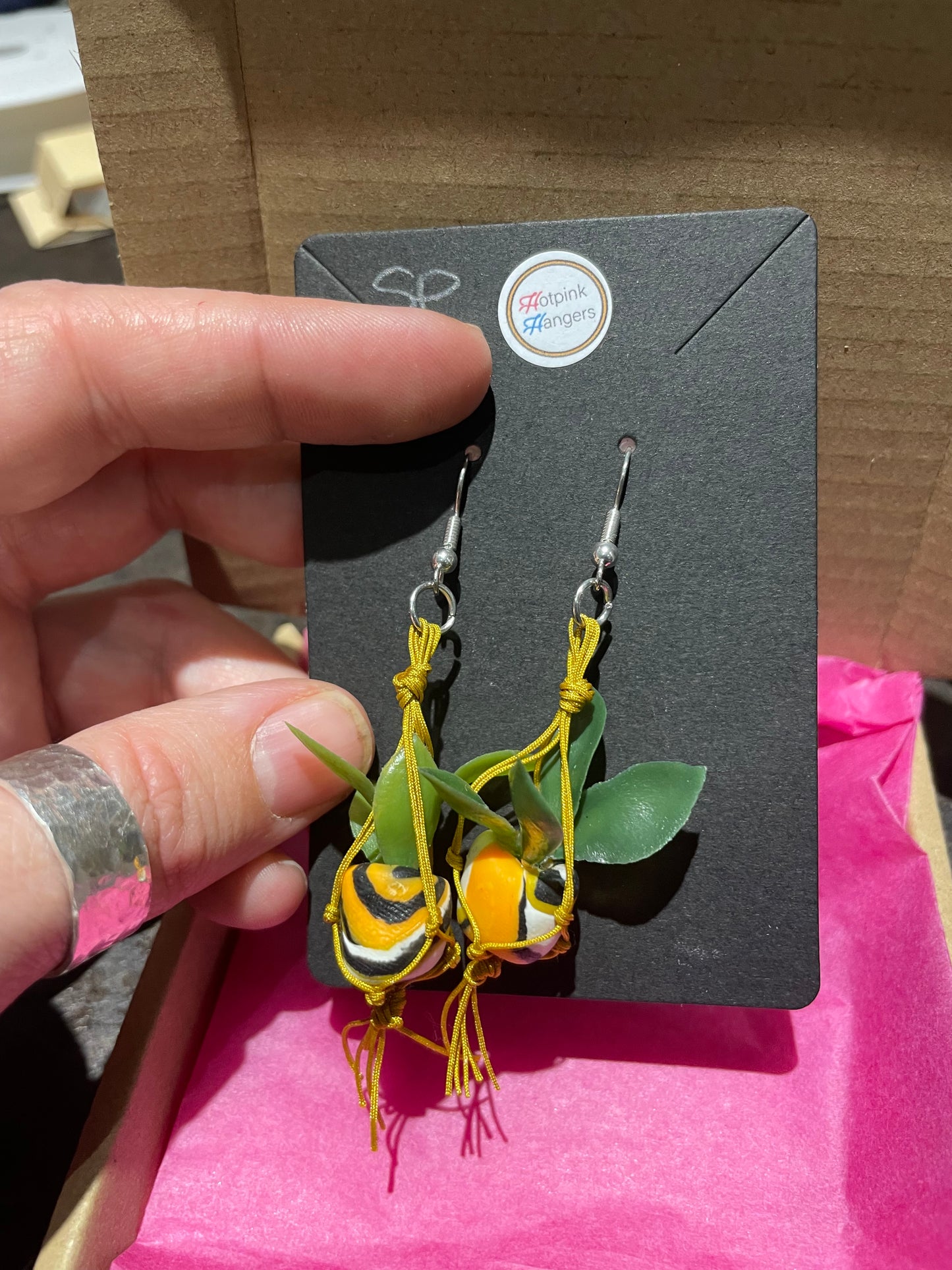 Macrame Hanger Earrings Gold/Swirl