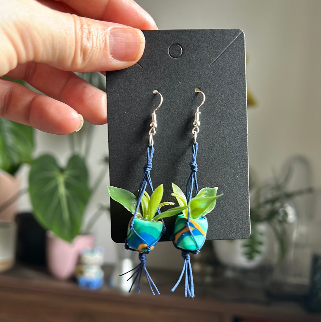 Macrame Hanger Earrings Blue/ blue green swirl