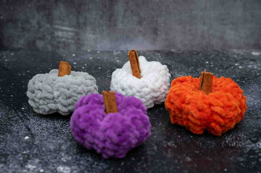 Adorable Plush Mini Pumpkins – Soft Fluffy Yarn, Palm-Sized Decor