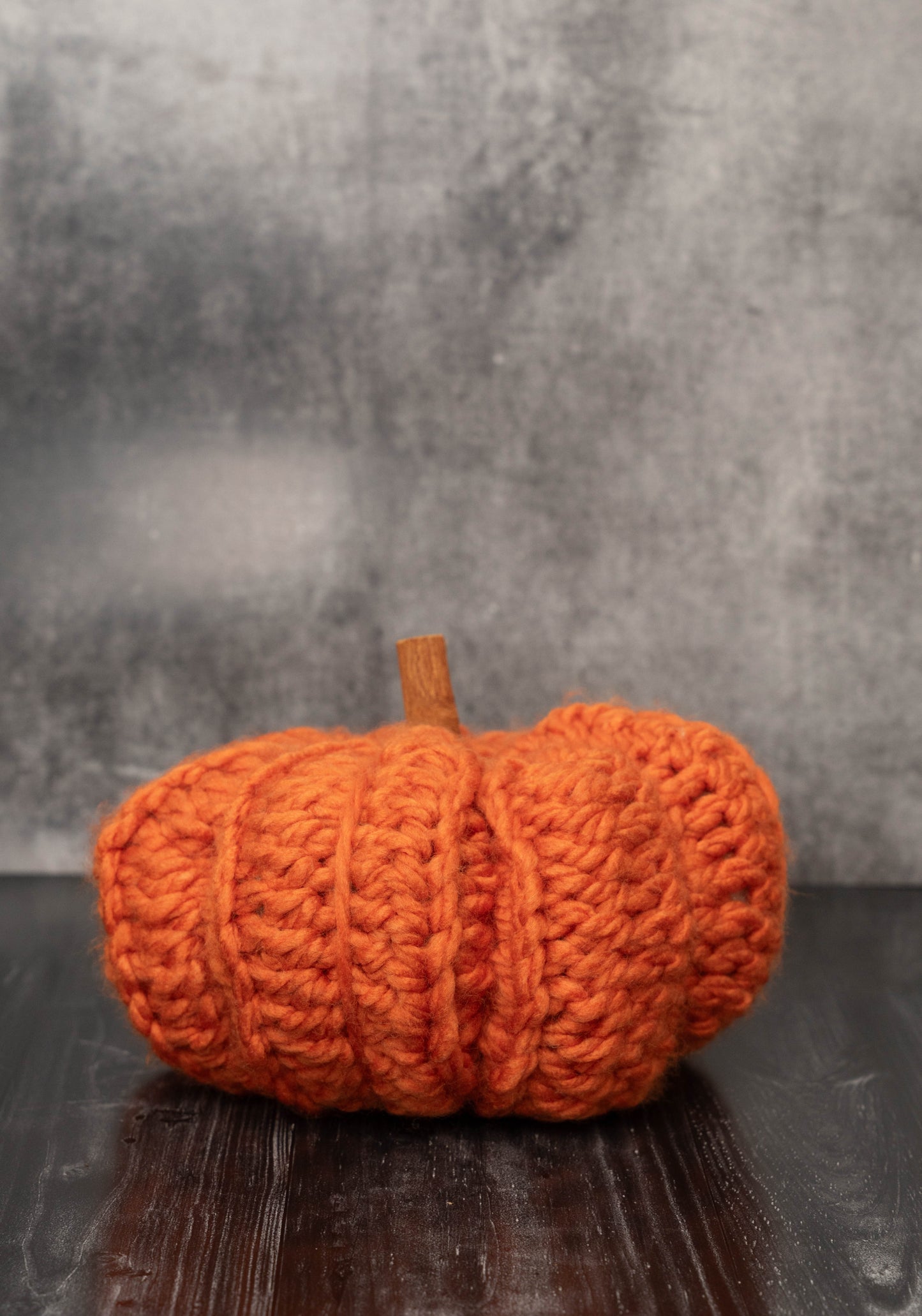 Handmade Crochet Rustic Pumpkins - Cozy Autumn Decor with Cinnamon Stalks