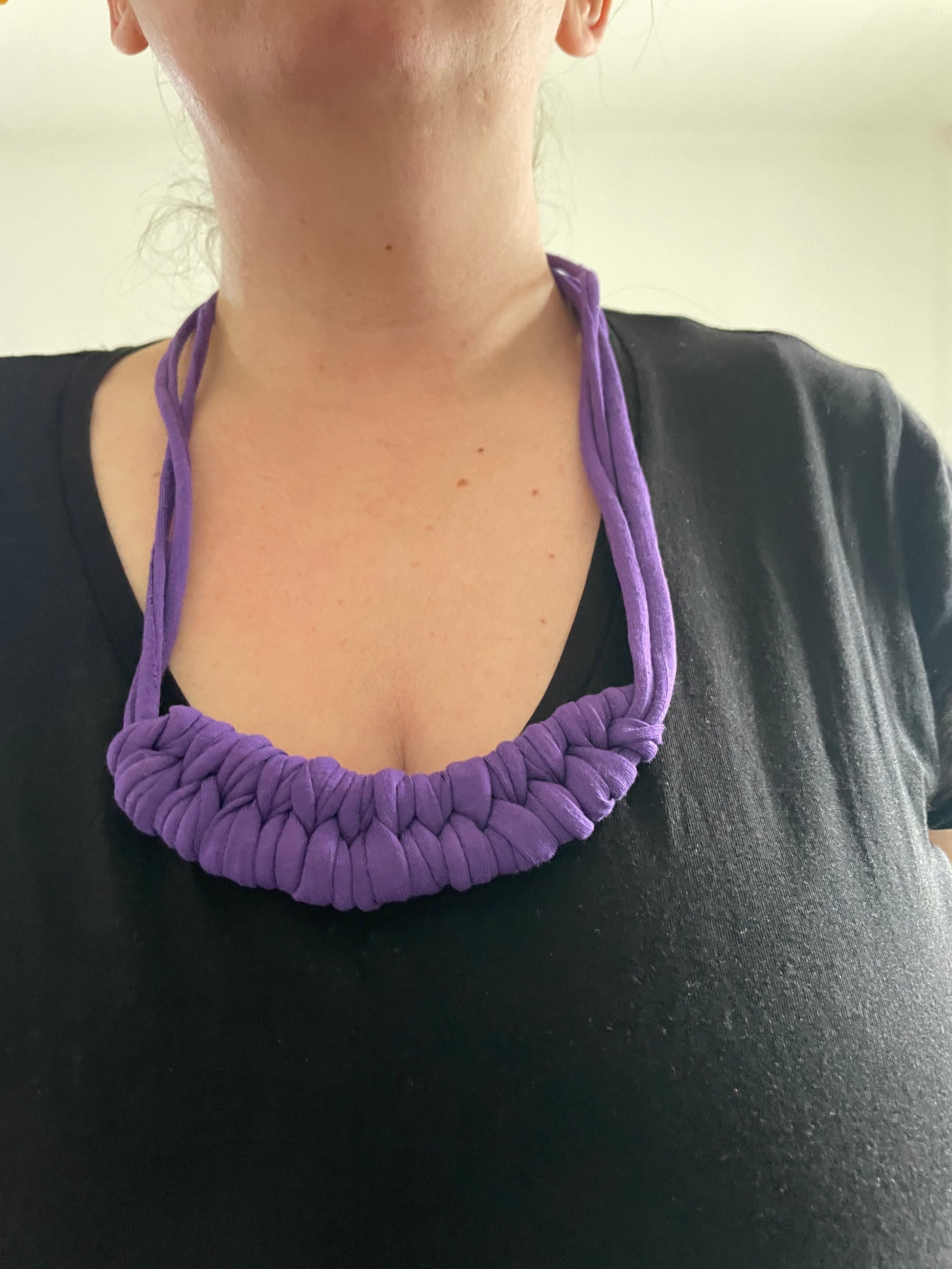 Eco-conscious Neckwear Leeds, Chunky Knot Jewelry Hotpink Hangers Leeds