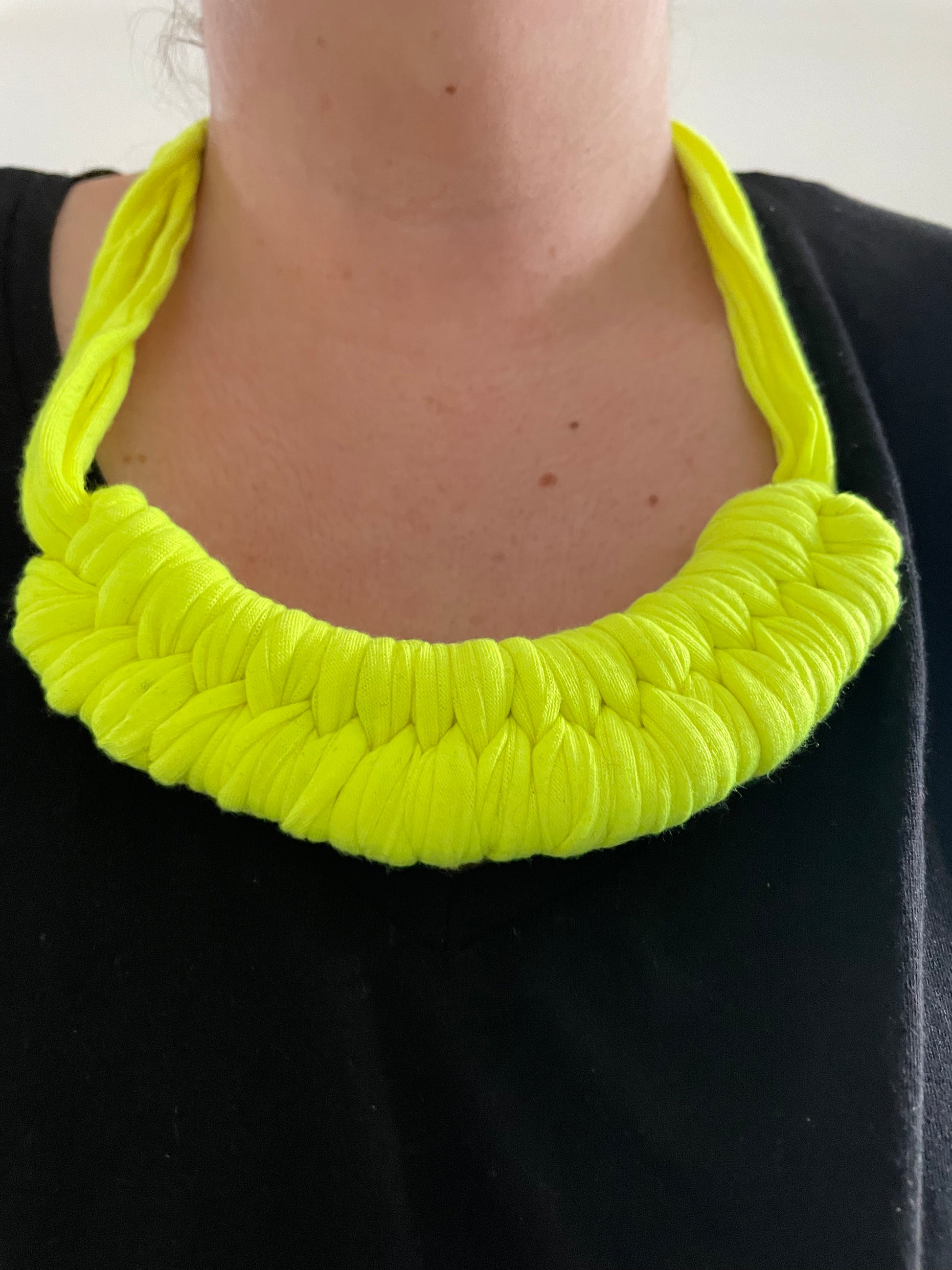 Eco-conscious Neckwear Leeds, Chunky Knot Jewelry Hotpink Hangers Leeds